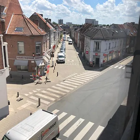 Small Shared In 아파트