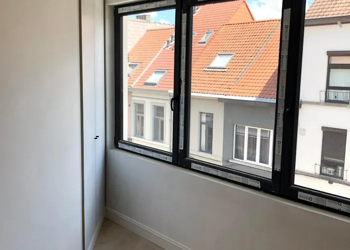 Small Shared In Apartamento Gante